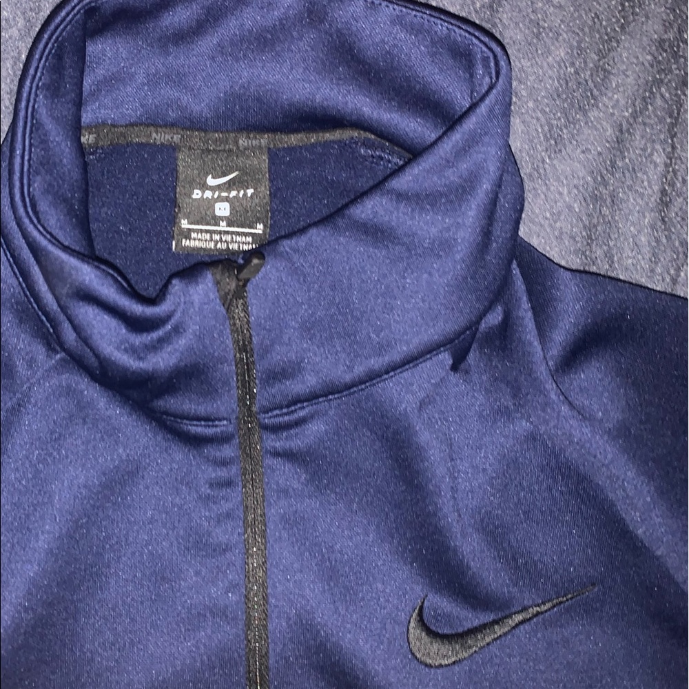 🧞ESSENTIAL 2000s Nike Fleece Jacket - Picture 3 of 3